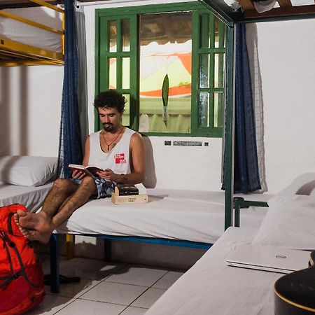 Clan.Destino Hostel Ilhabela Buitenkant foto