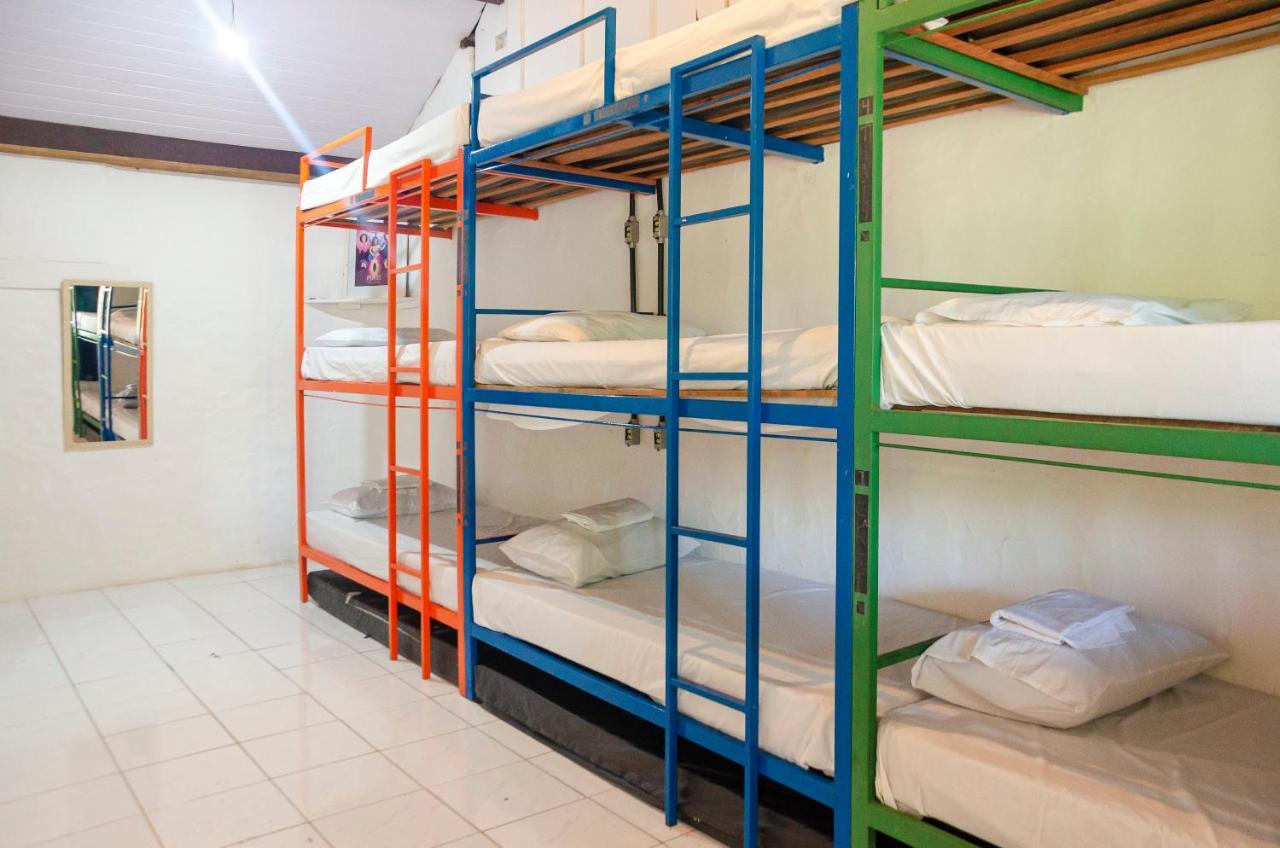 Clan.Destino Hostel Ilhabela Buitenkant foto